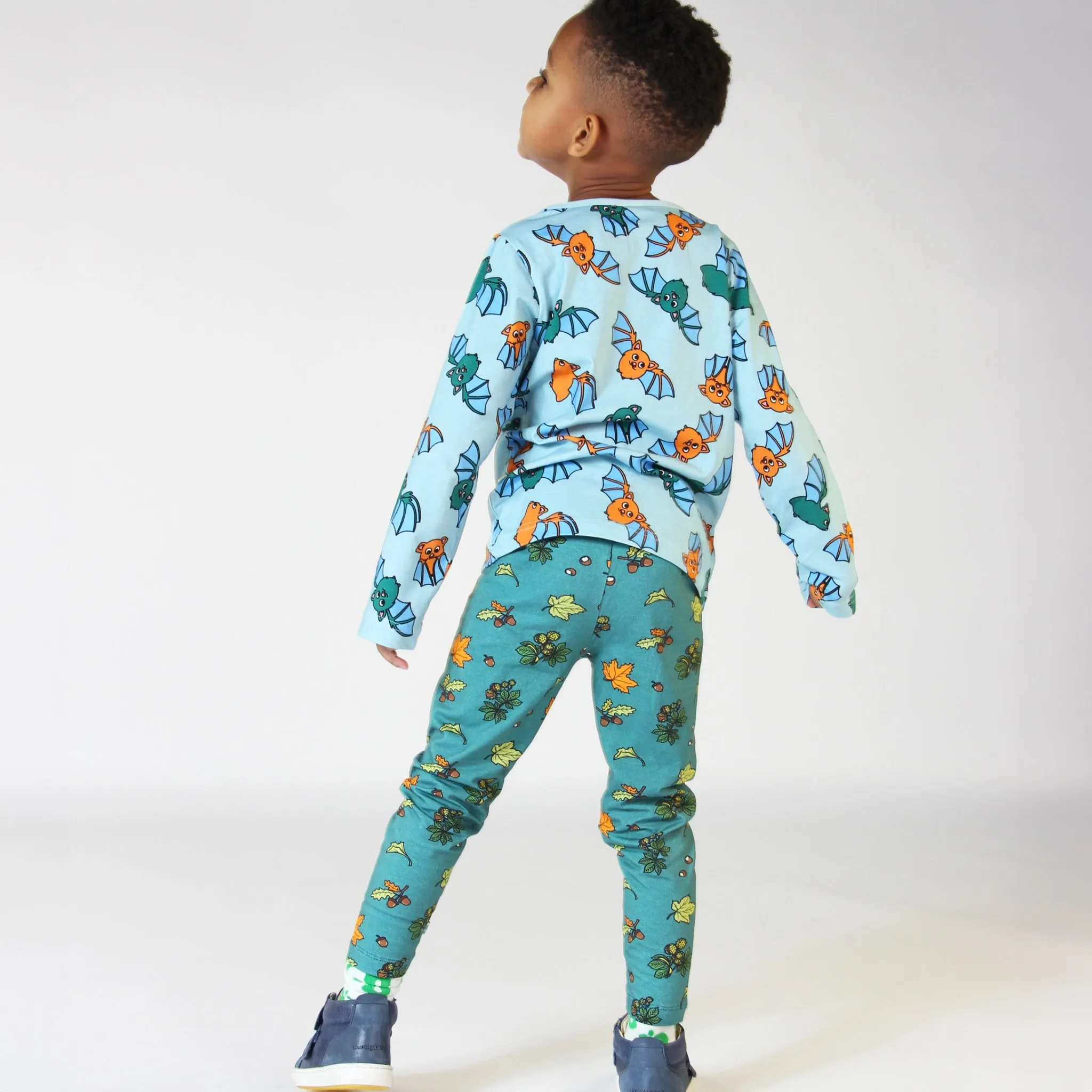 Leggings for children with Fall leaves