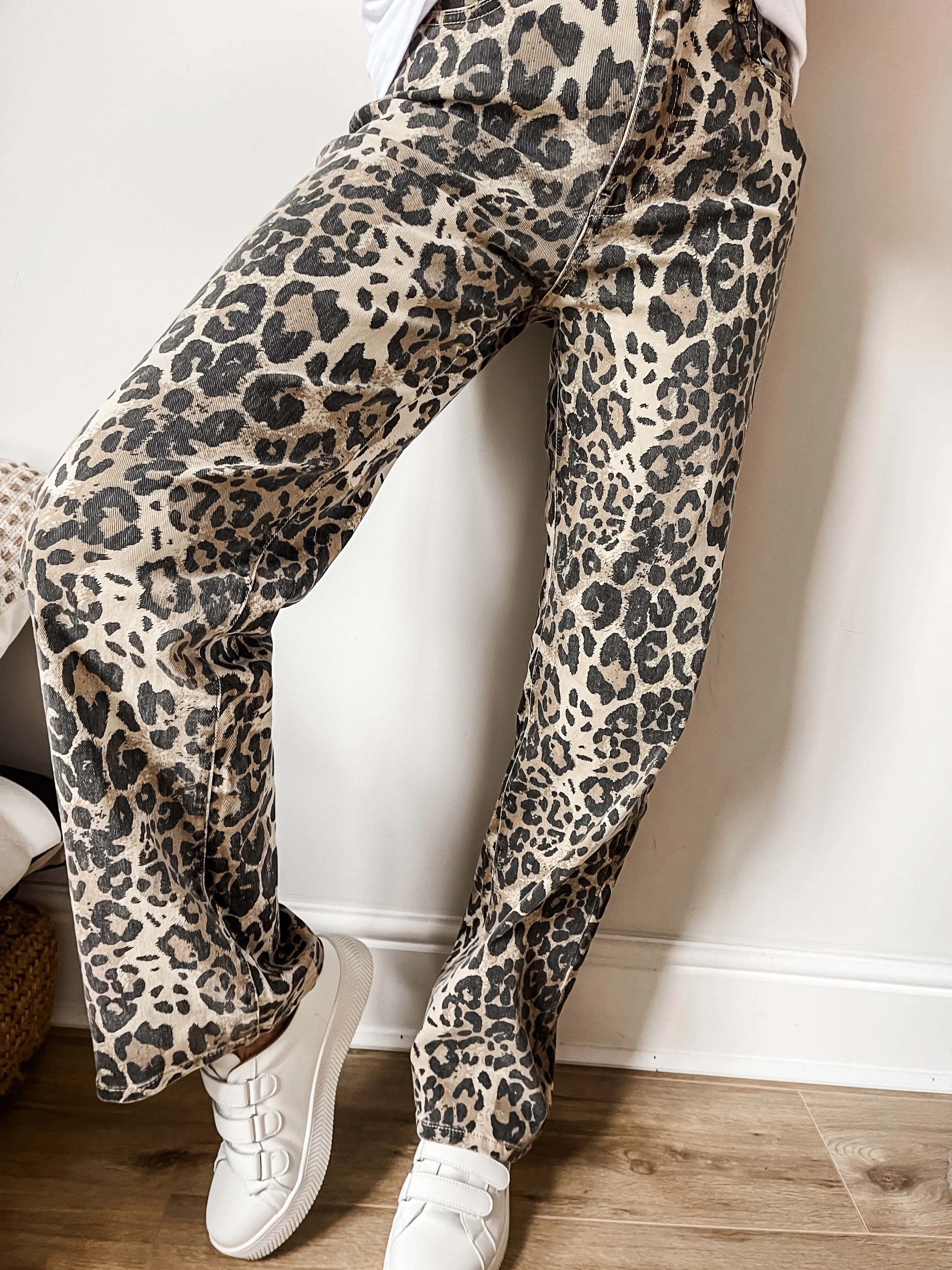 Leopard Print Loose Straight Leg Jeans