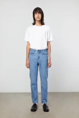 STRAIGHT LEG JEANS